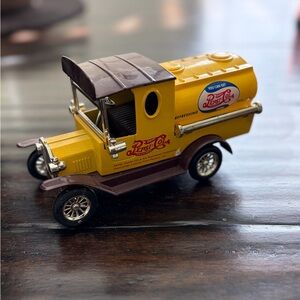 Pepsi Cola Delivery Truck Diecast Model Car 1920s Style Vintage Collectible